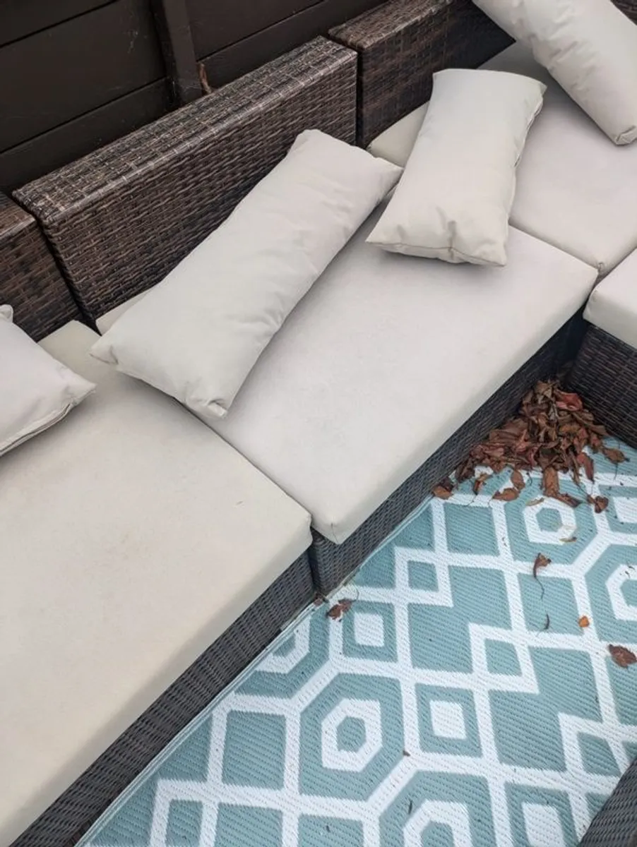 Outdoor Rattan Module Corner Sofa and Table - Image 3