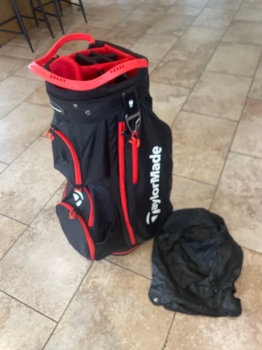 Taylormade cart bag - Image 1