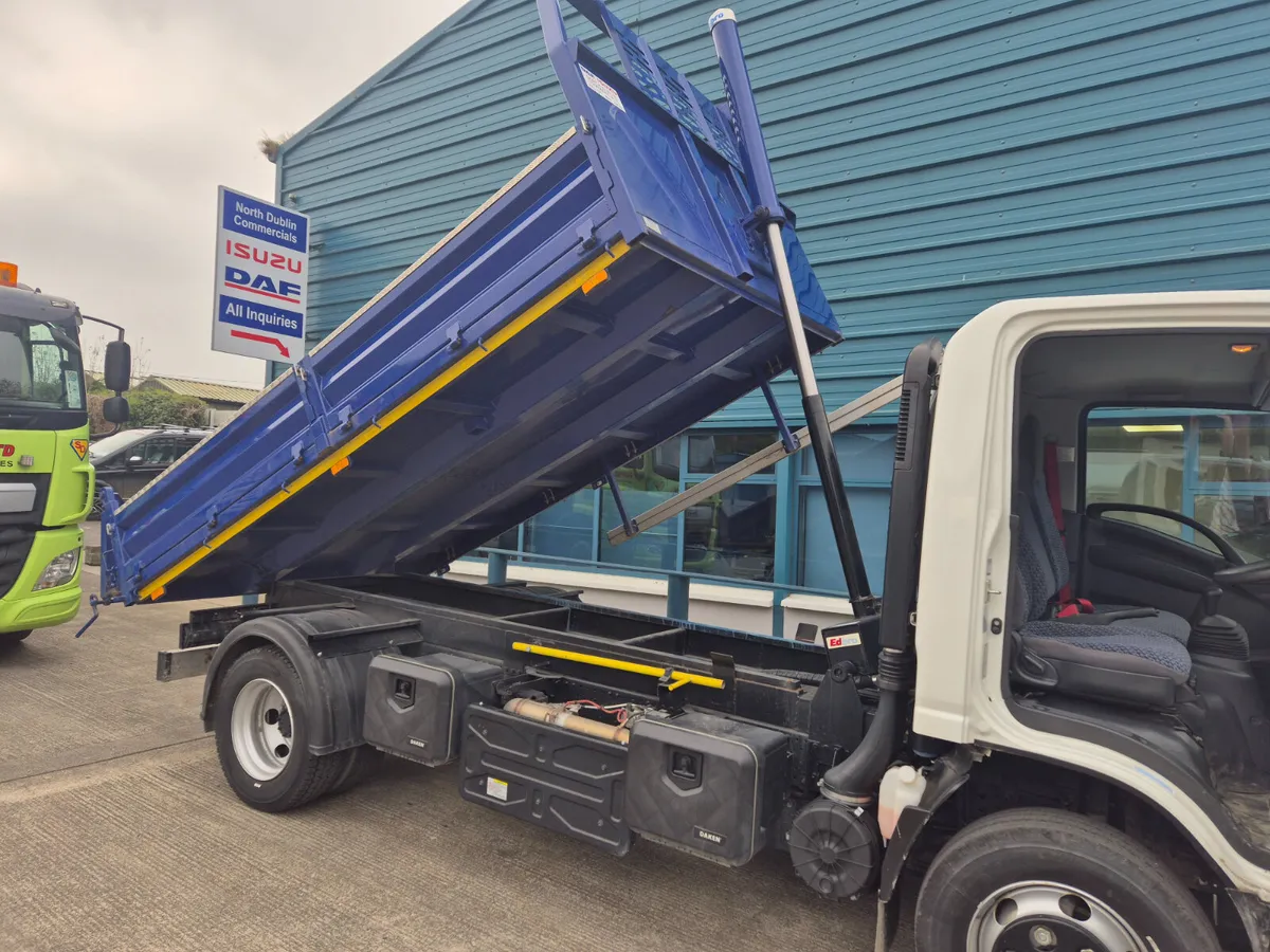 2025 ISUZU NPR 7.5TON TIPPER - Image 4
