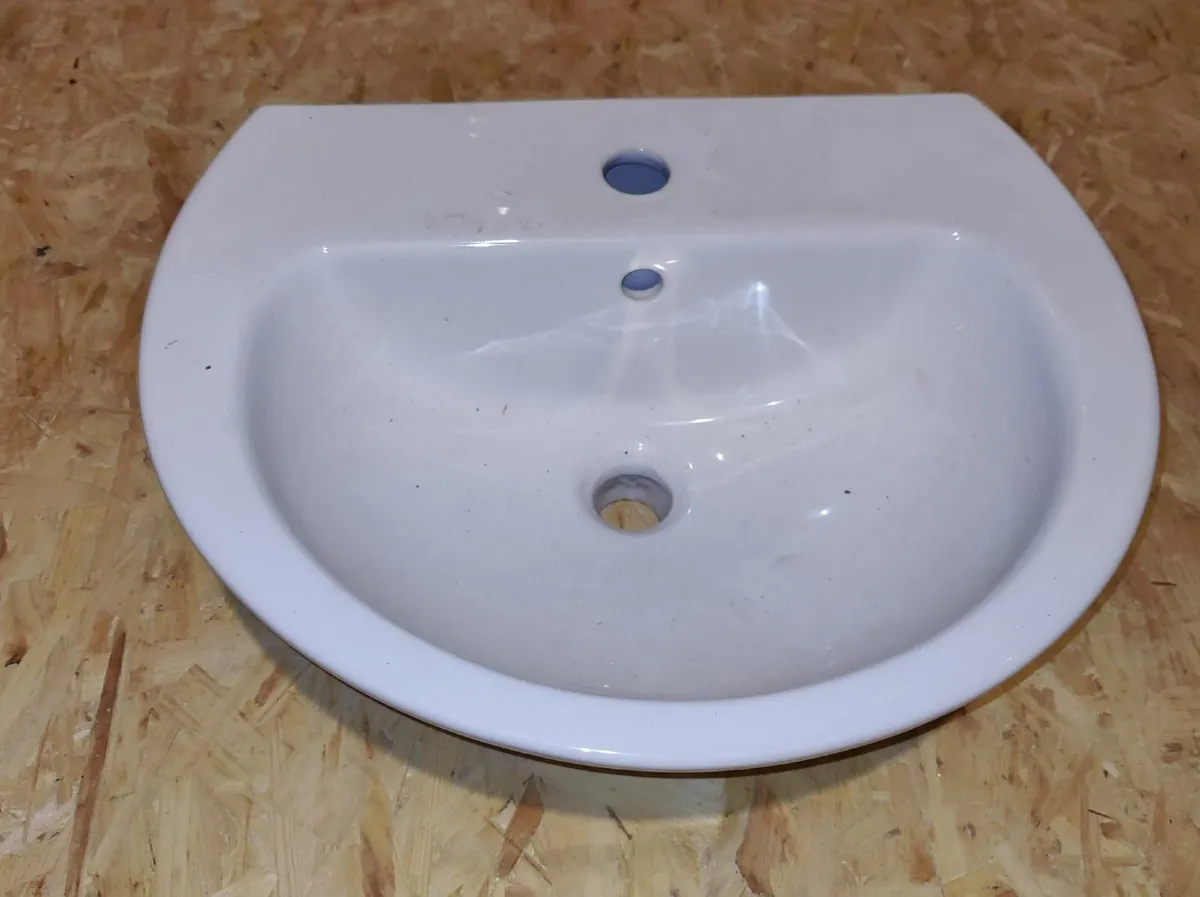 Basin & Pedestal - Image 2