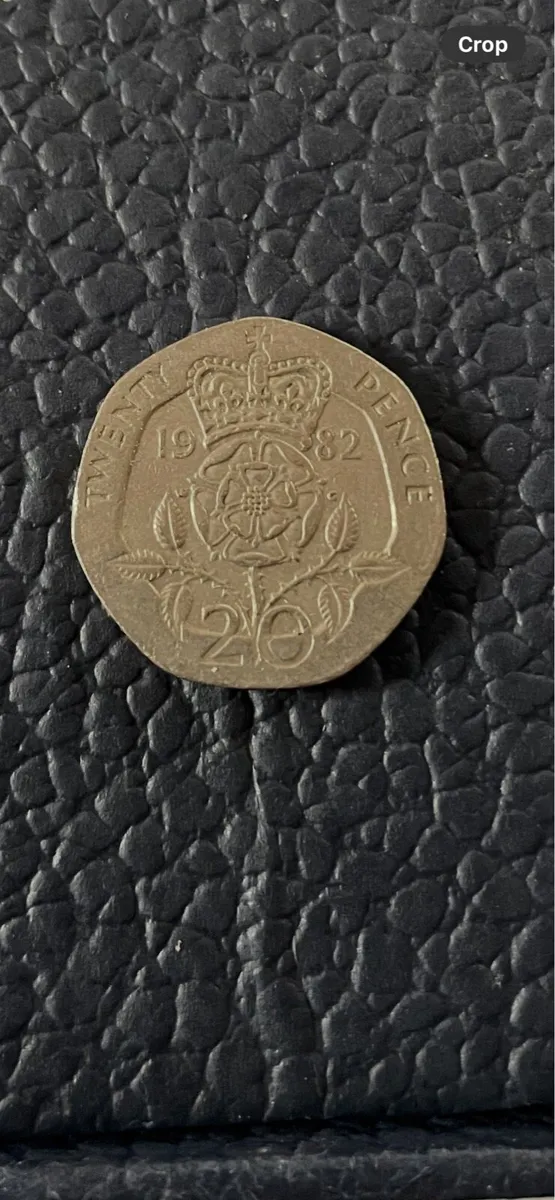 Very rare 1982 first 20p coin - Image 1