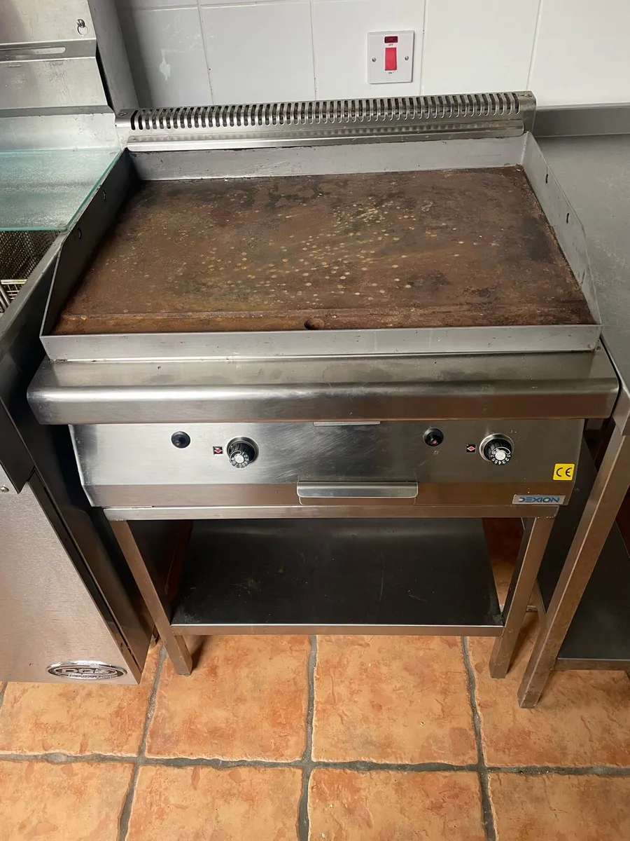 Hot plate and Deep fat fryer - Image 2