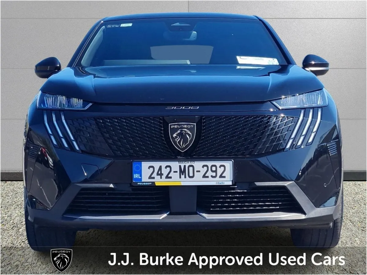 Peugeot 3008 Eallure 73kwh 210bhp - Image 2