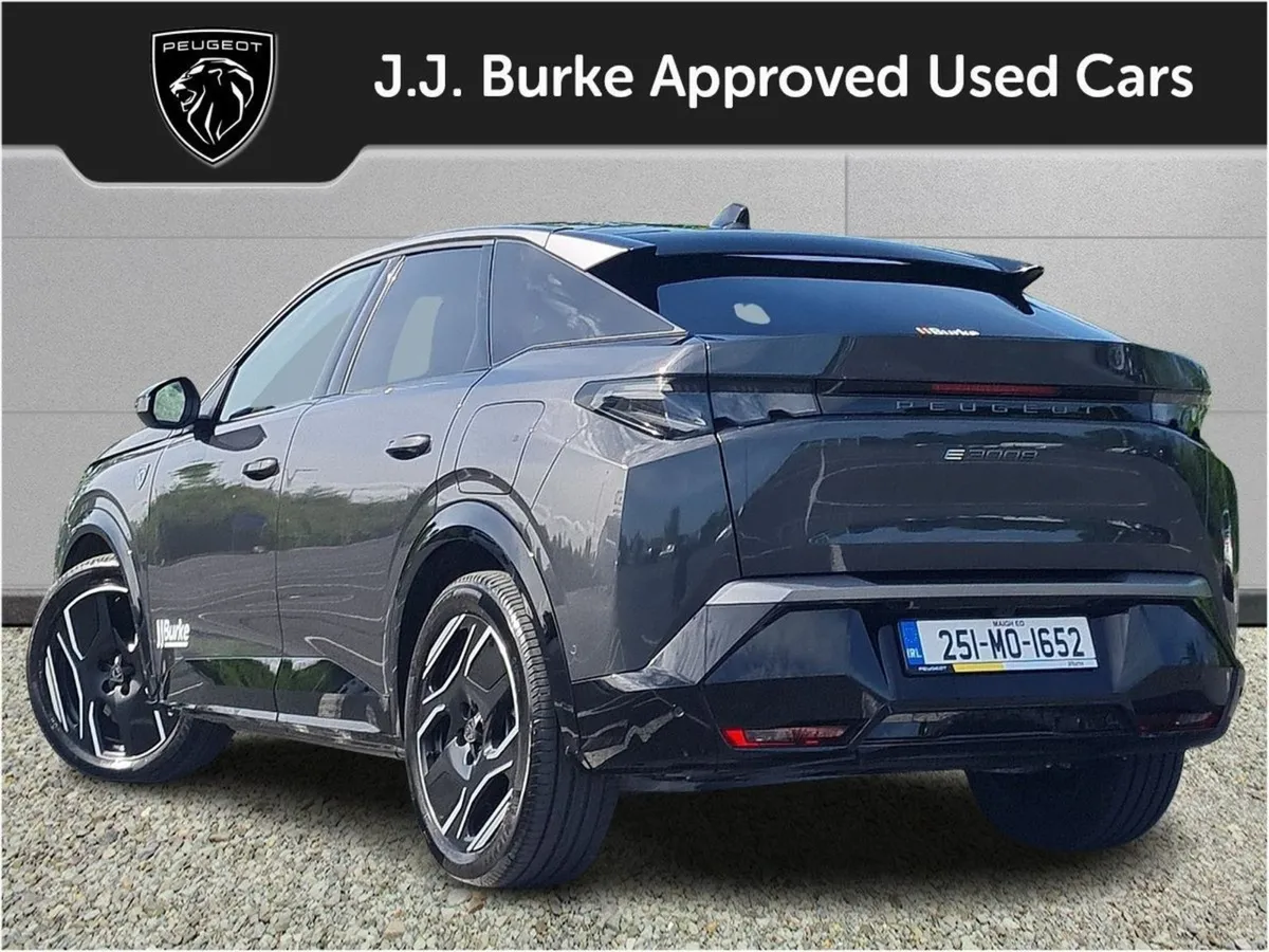 Peugeot 3008 Std eGT 73kwh 210 bhp - Image 4