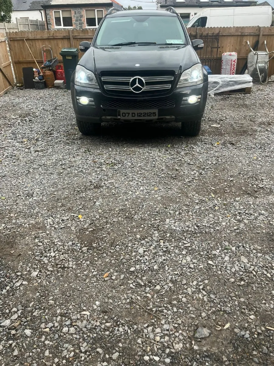 Mercedes-Benz GL-Class 2007 V8 - Image 2