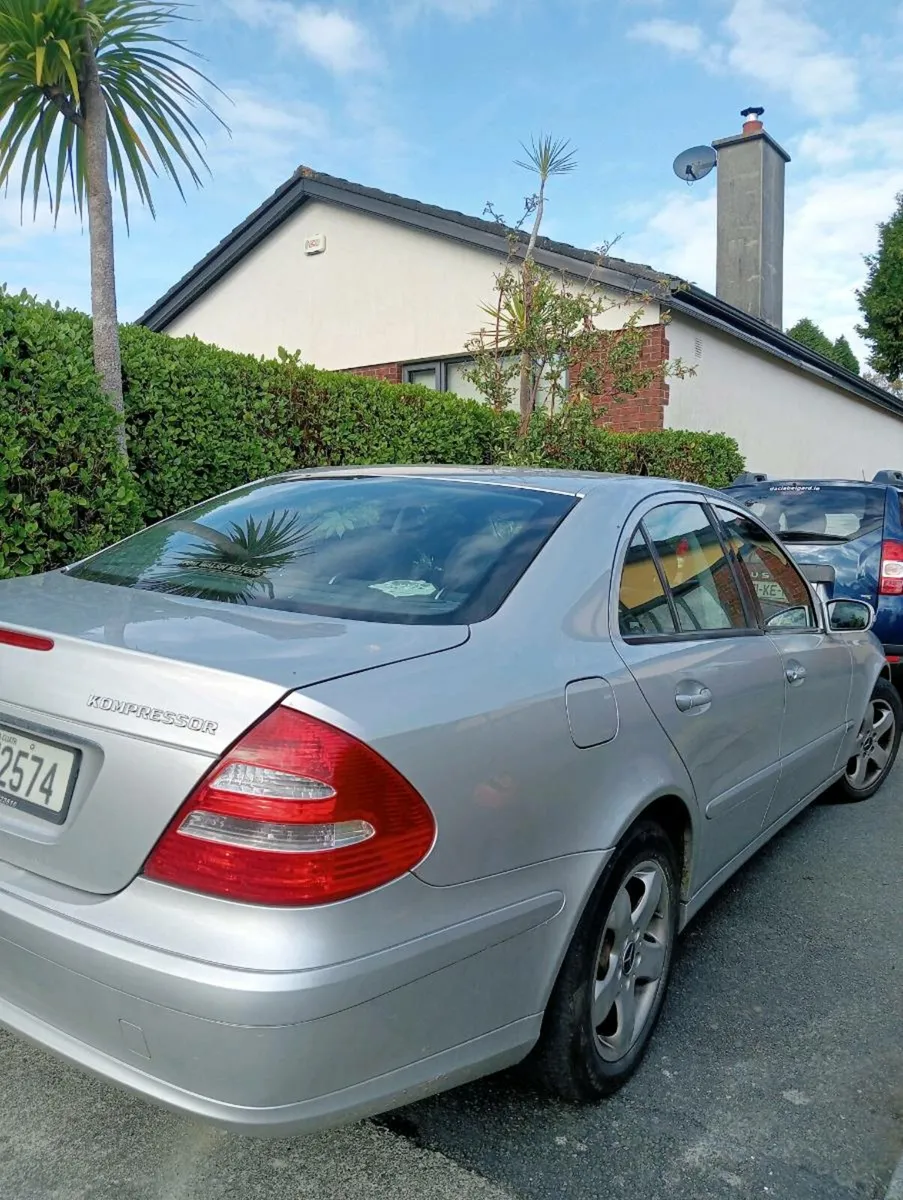 Mercedes e 200 - Image 4