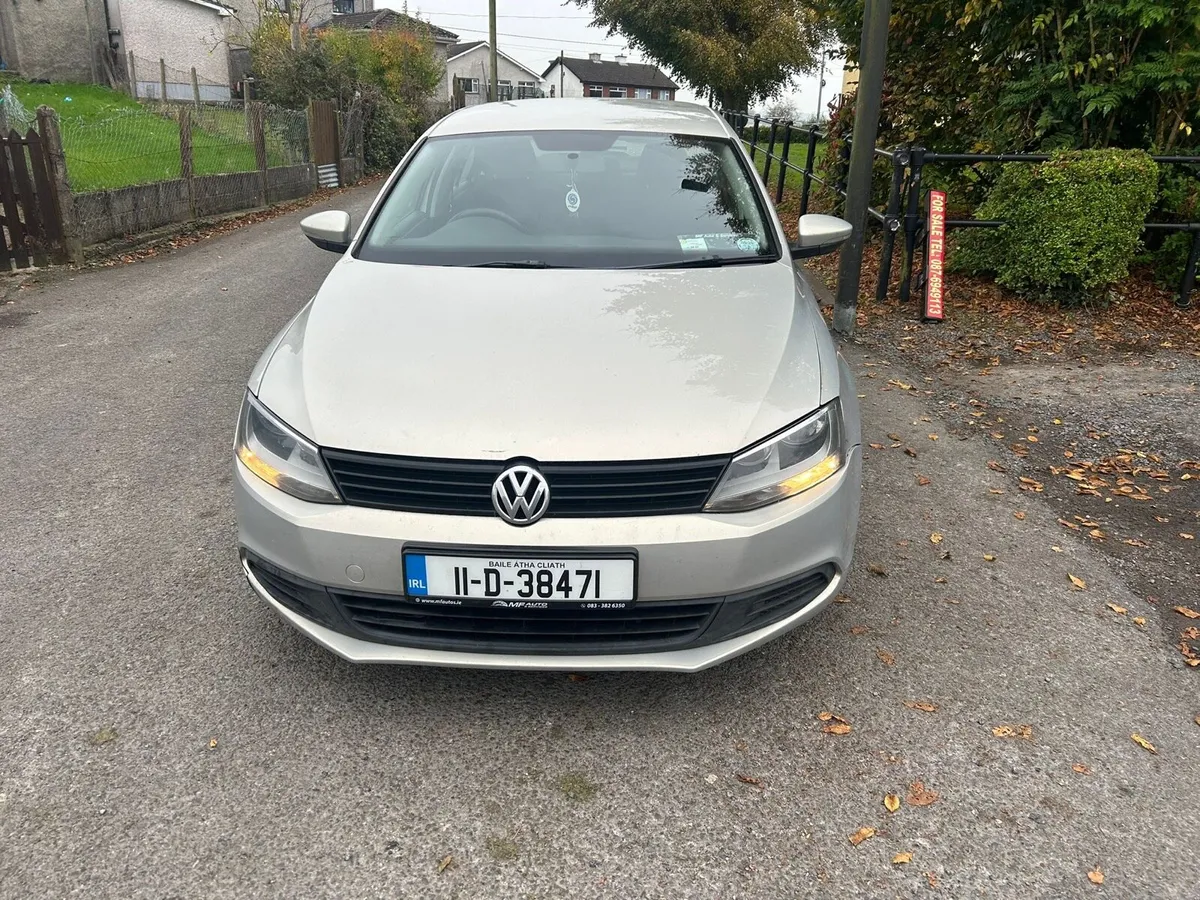 Volkswagon Jetta - Image 2