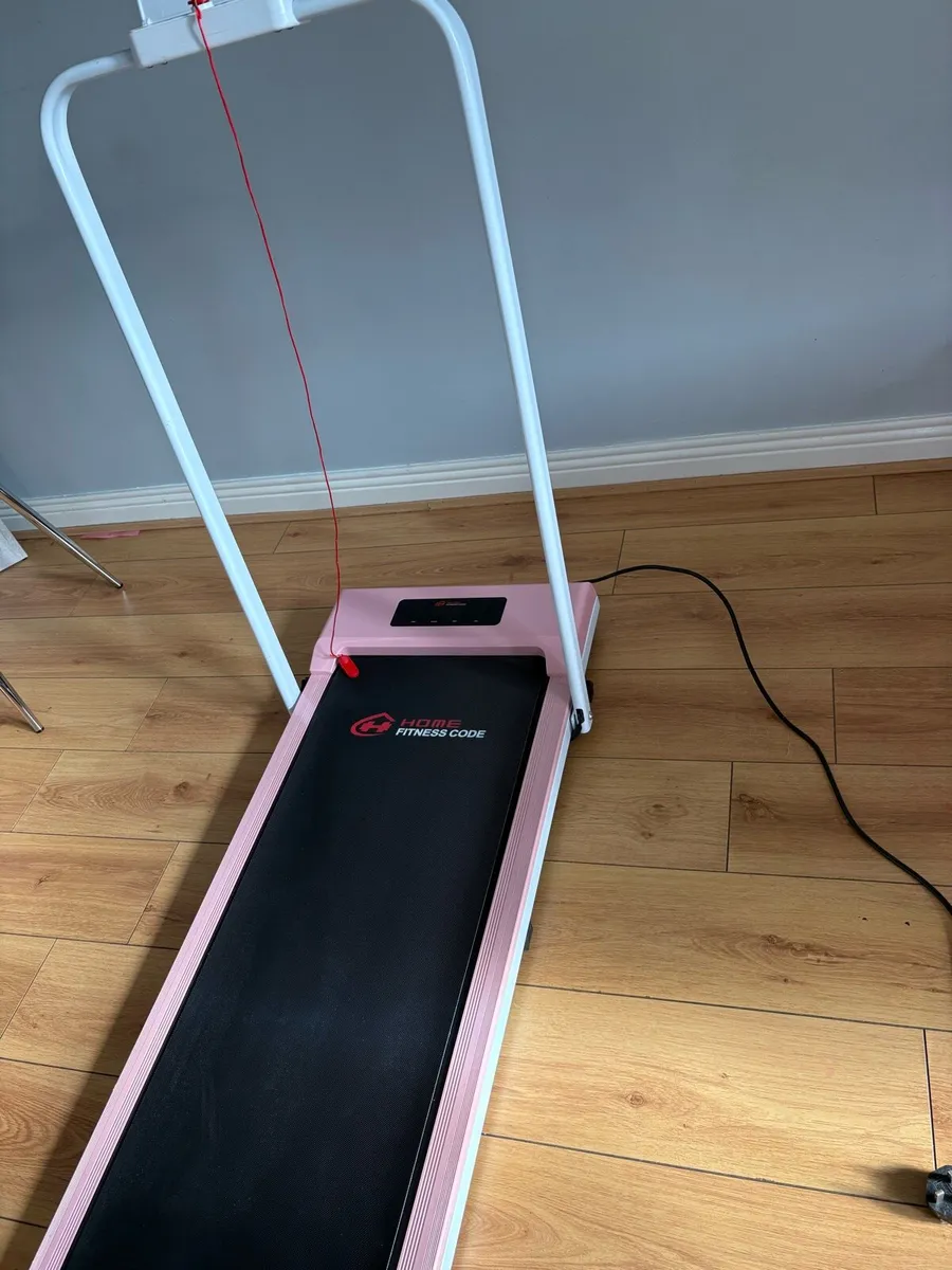 Treadmill - Image 1