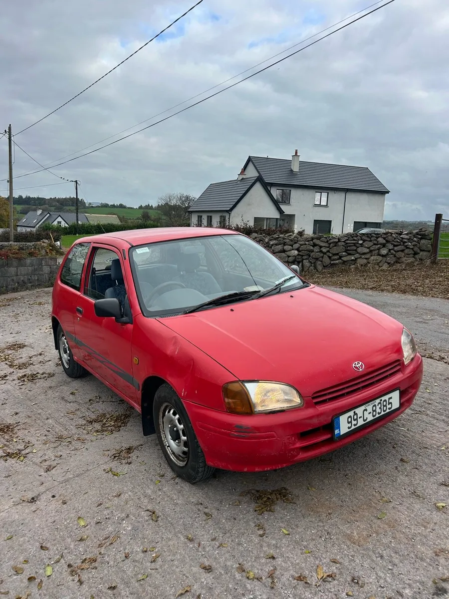 1999 Toyota starlet - Image 1