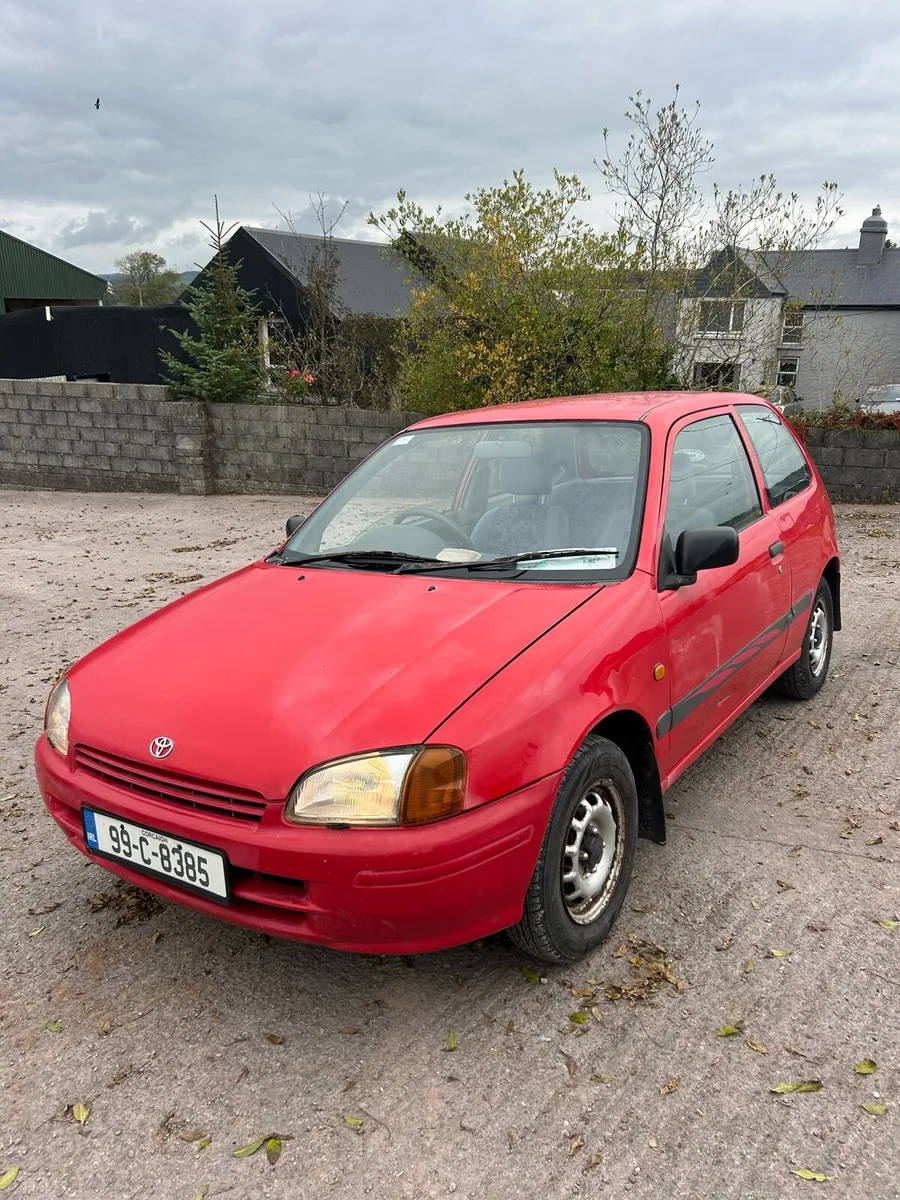 1999 Toyota starlet - Image 2