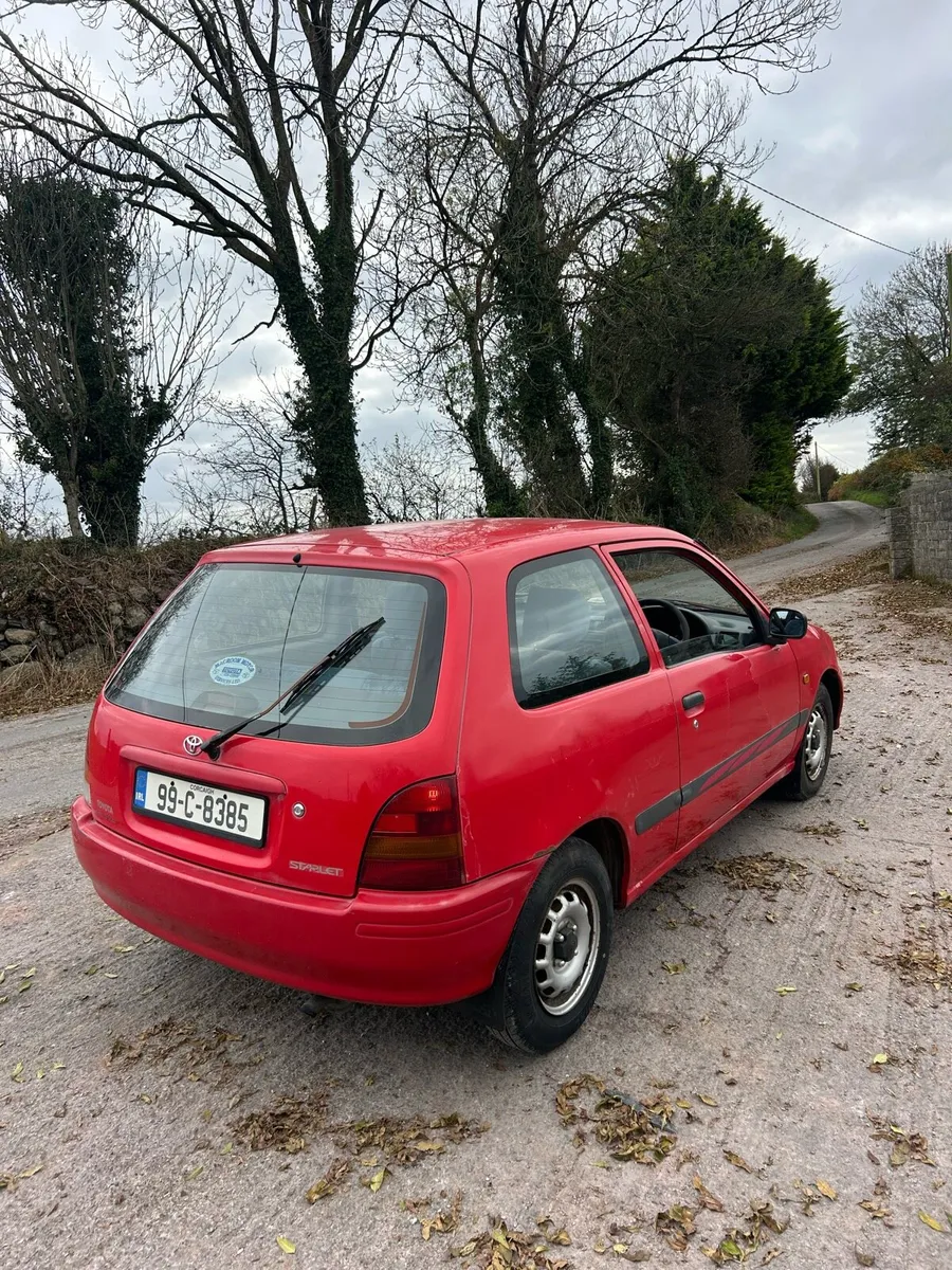 1999 Toyota starlet - Image 4