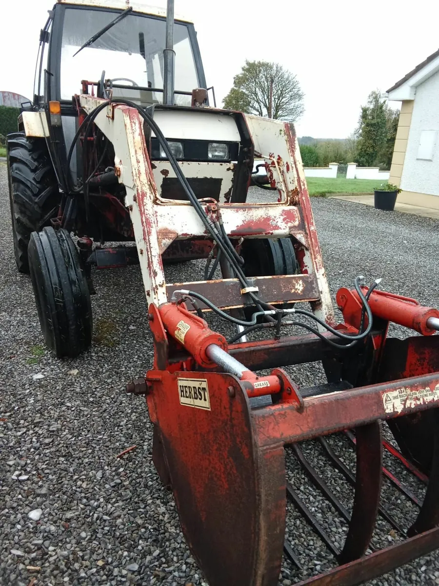 Case Davy Brown 1294 Tractor - Image 1