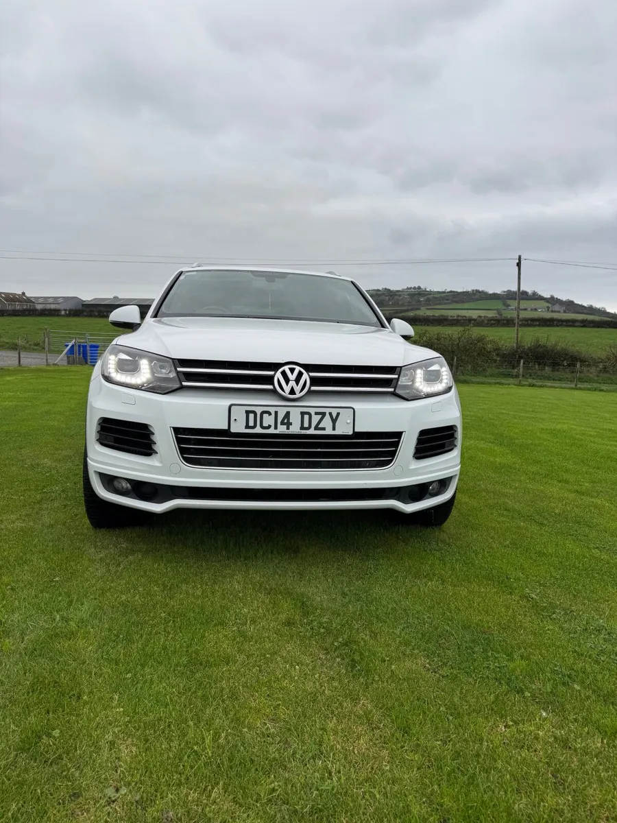 Volkswagen Touareg 2014 - Image 2