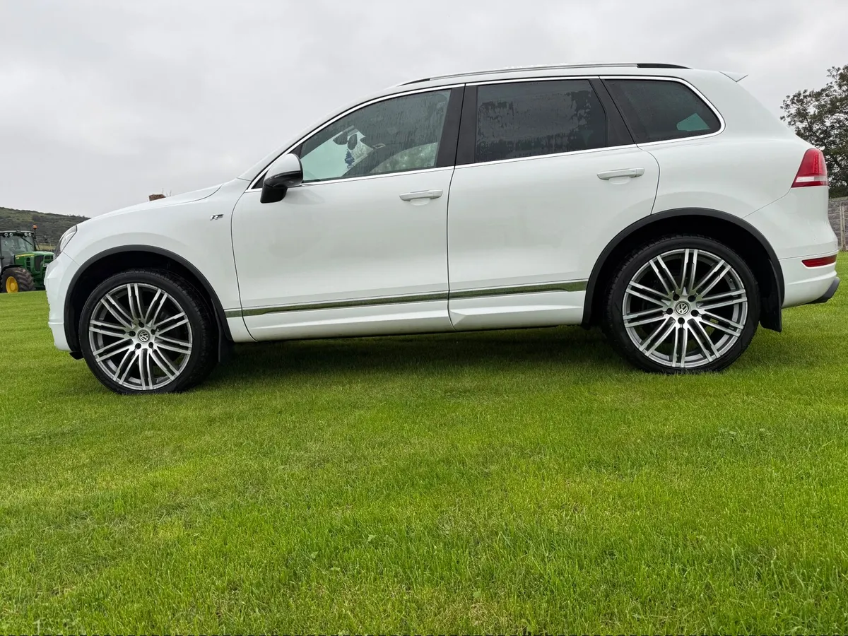 Volkswagen Touareg 2014 - Image 3