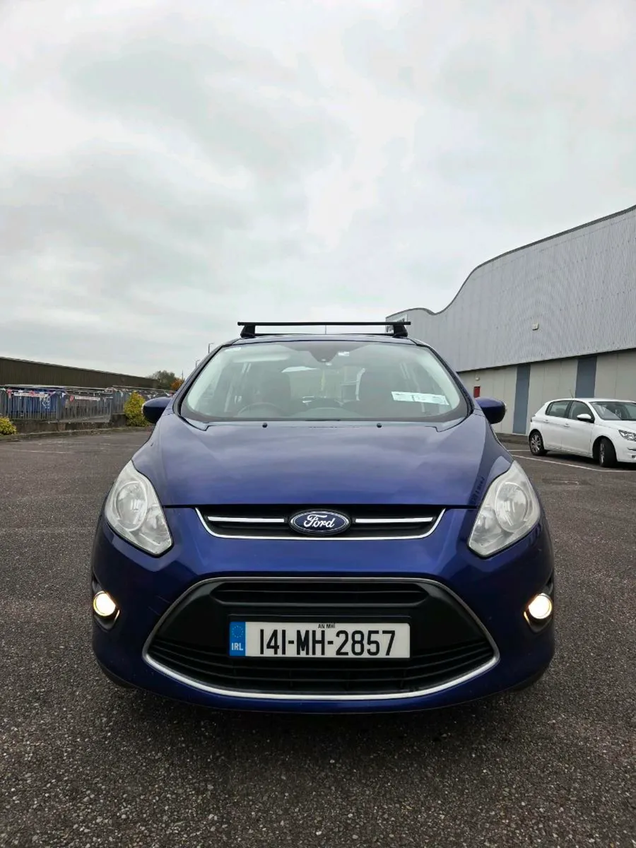 2014 FORD C-MAX 7 SEATER. NCT'D AND TAX. ONE OWNER - Image 3
