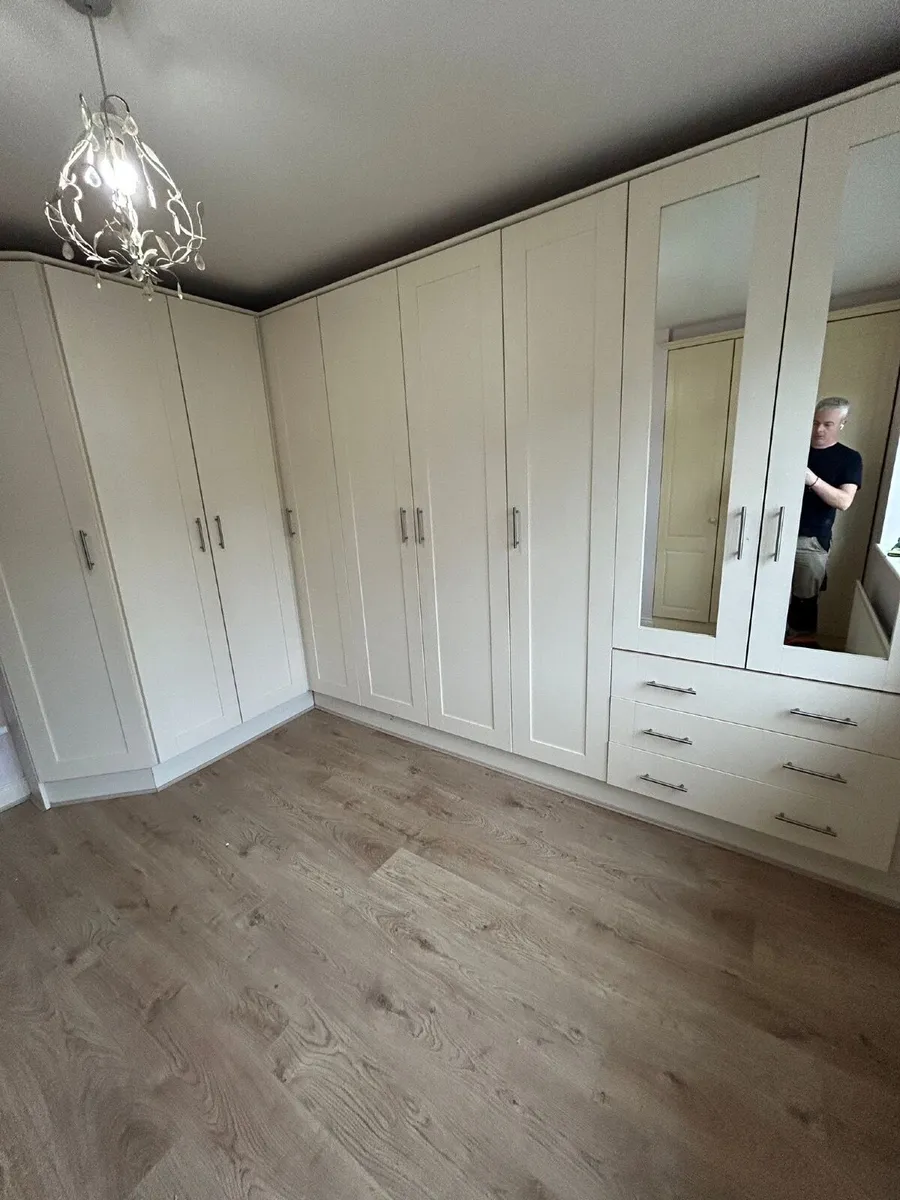 Wardrobe - Image 3