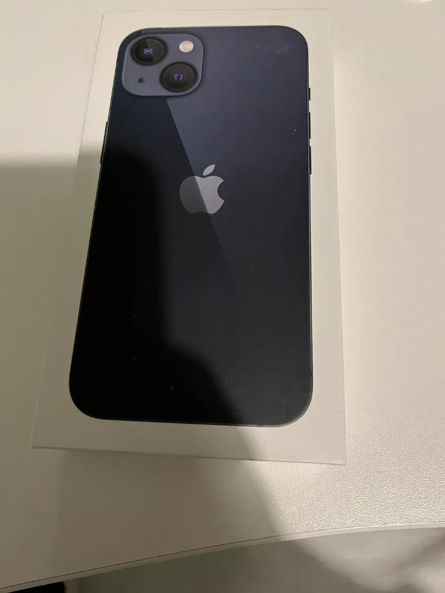 I Phone 13 - Image 1