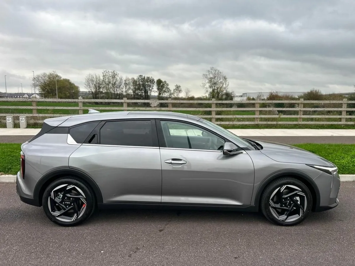 Kia K4 **3.9% finance** **7 YEAR WARRANTY** **3 YE - Image 2