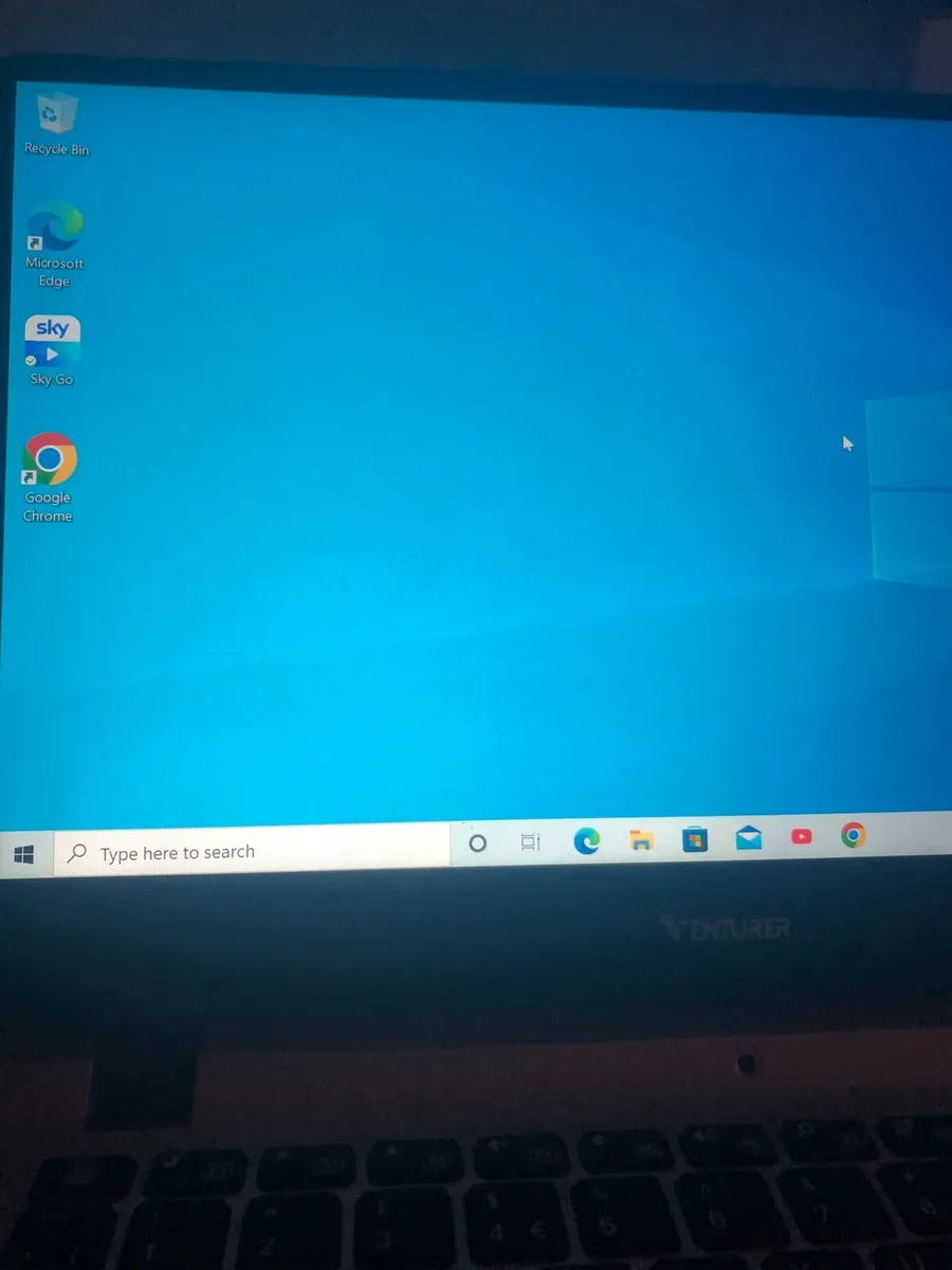 Laptop - Image 1