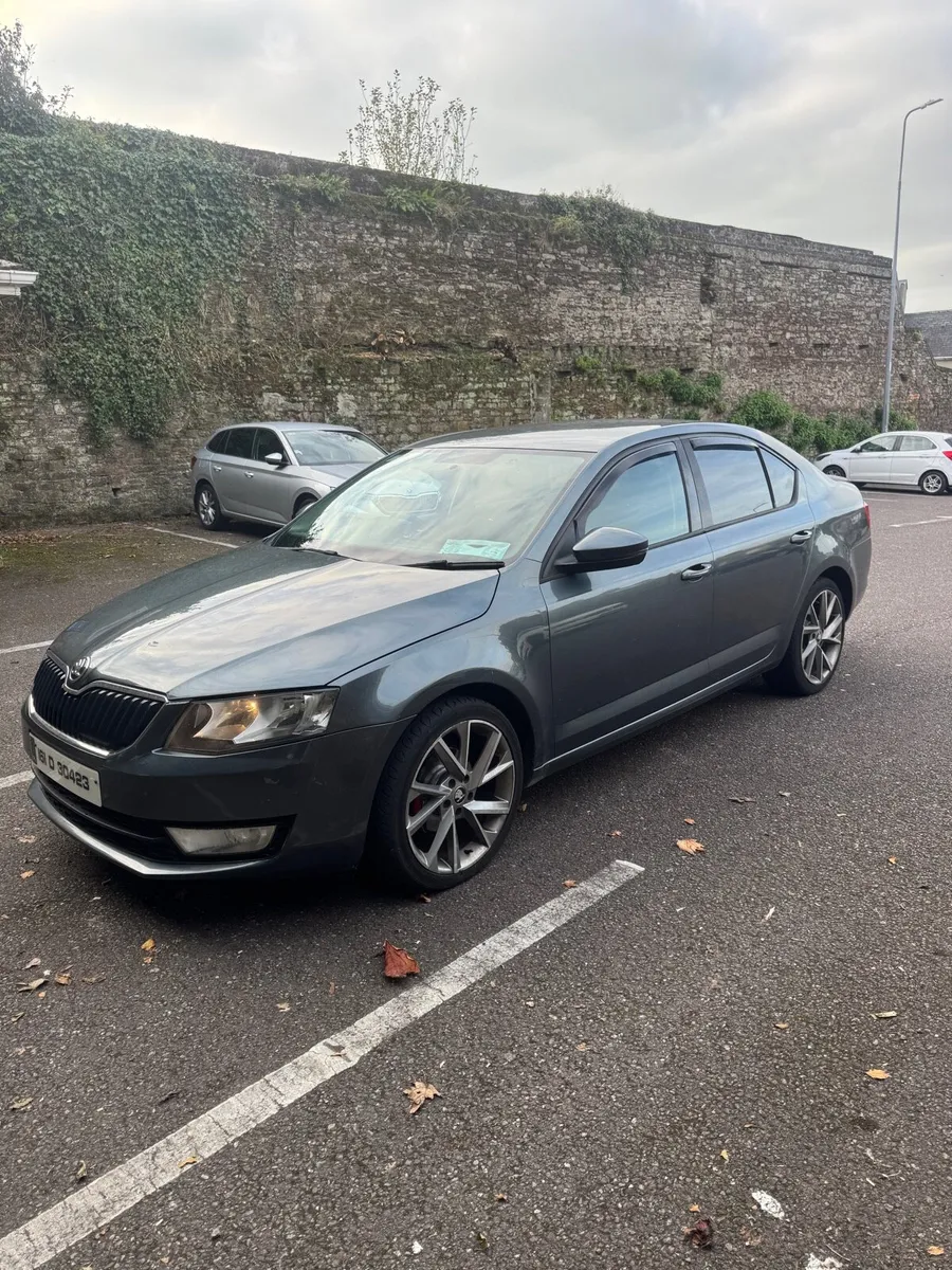 161 Škoda Octavia 1.6 Diesel Automatic - Image 2