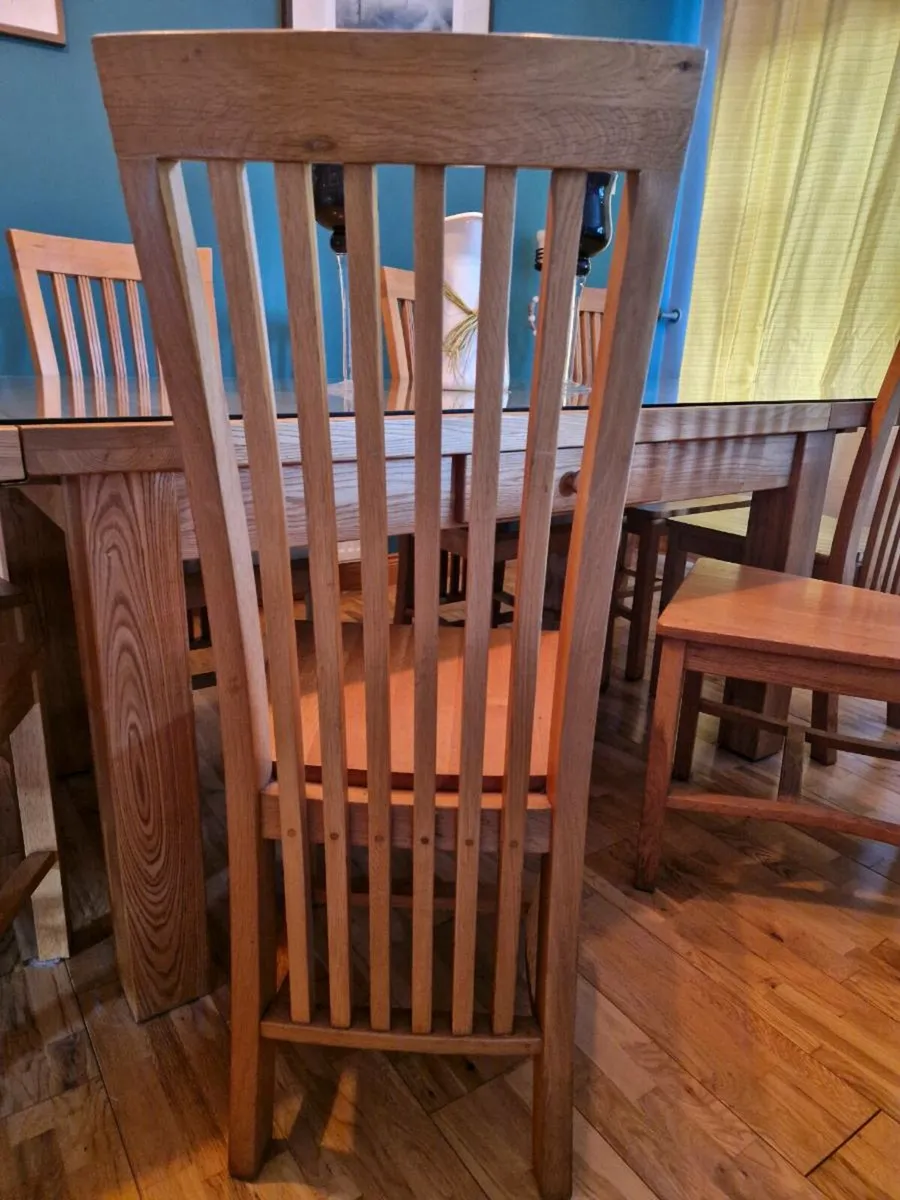 Solid Oak extendable Dining Table & Eight Chairs! - Image 4