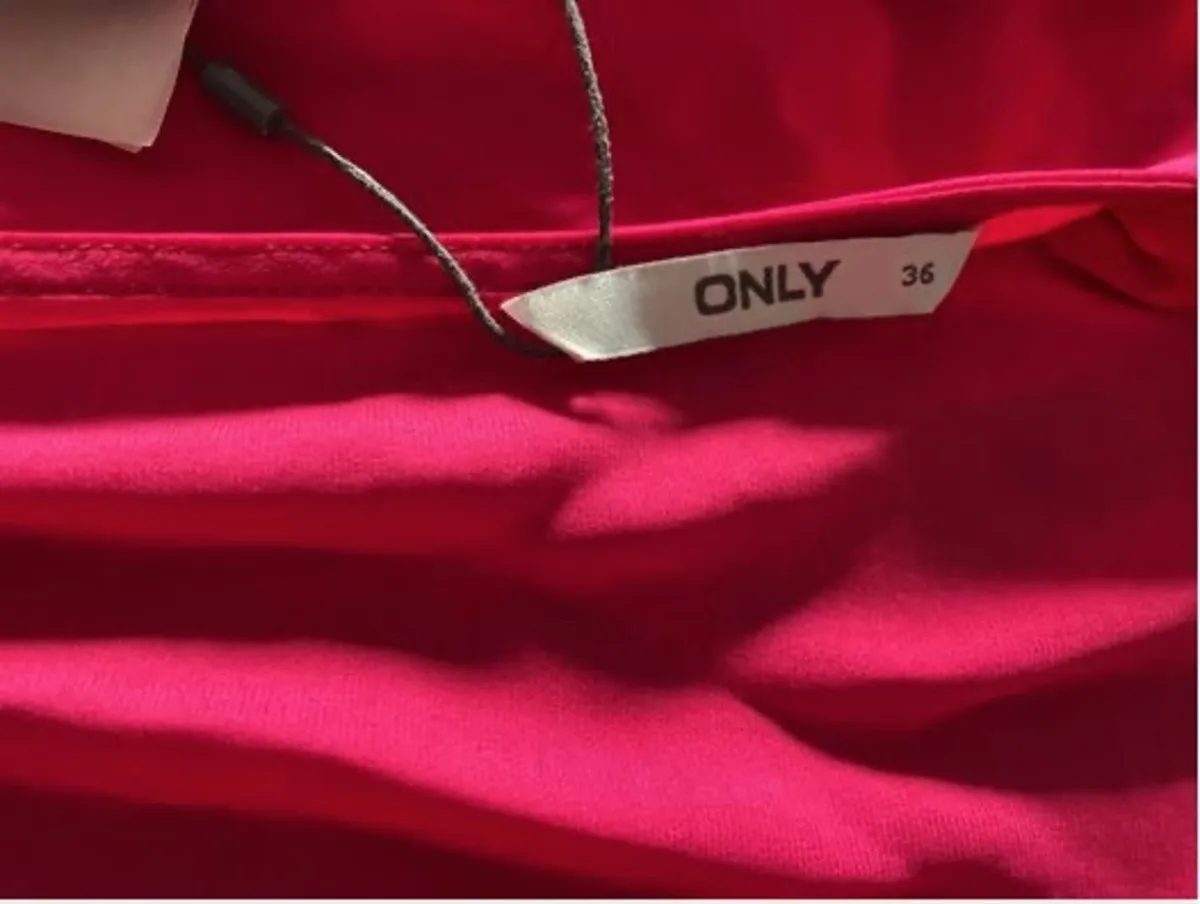 Only - Beautiful Pink Wrap Blouse Size UK 8 - Image 3