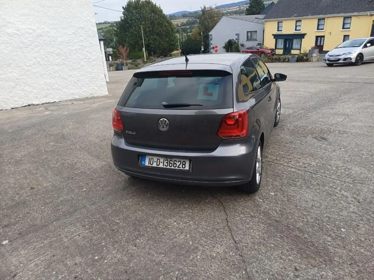 2010 Volkswagen Polo - Image 4