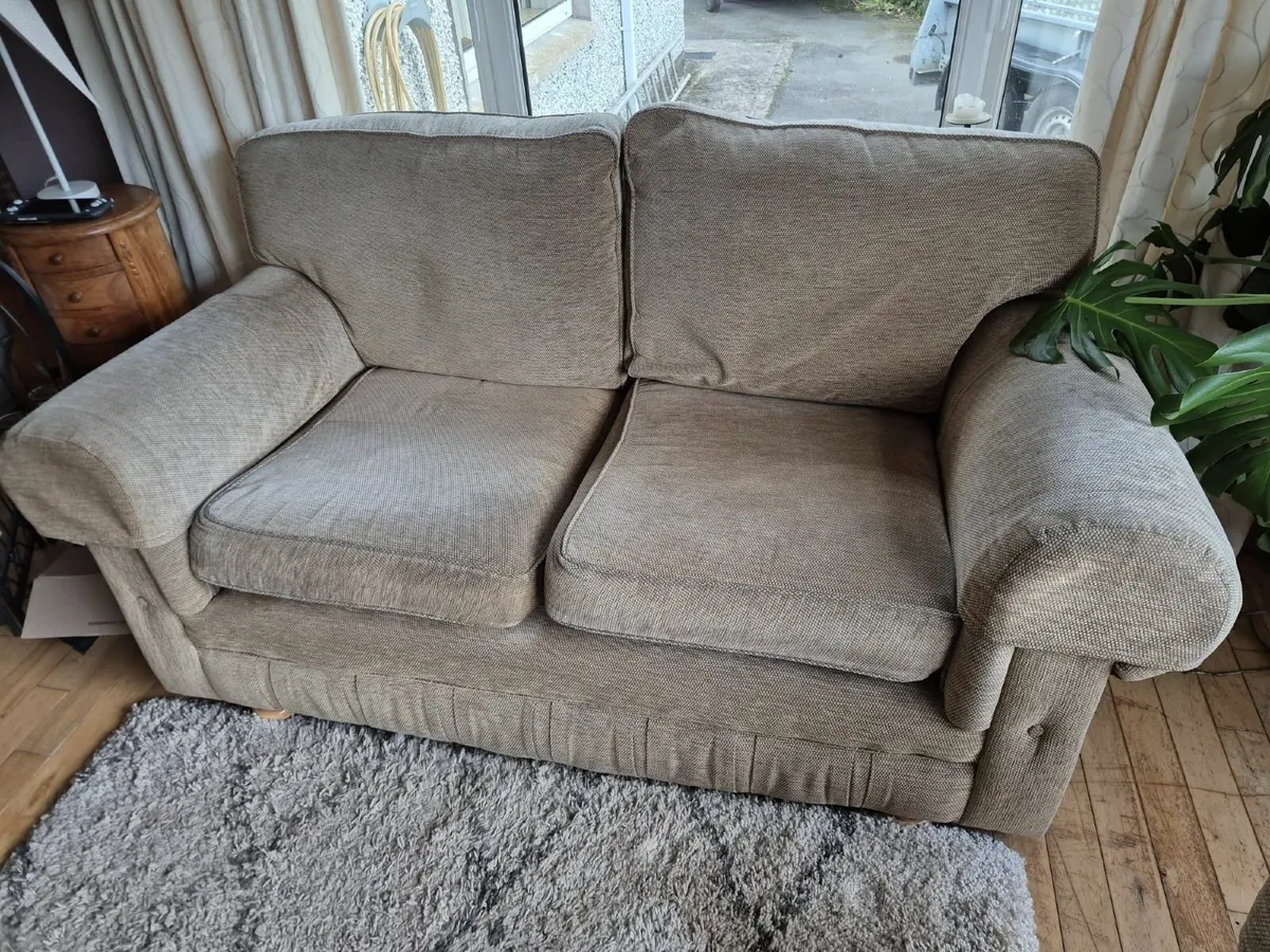 Couches - Image 2