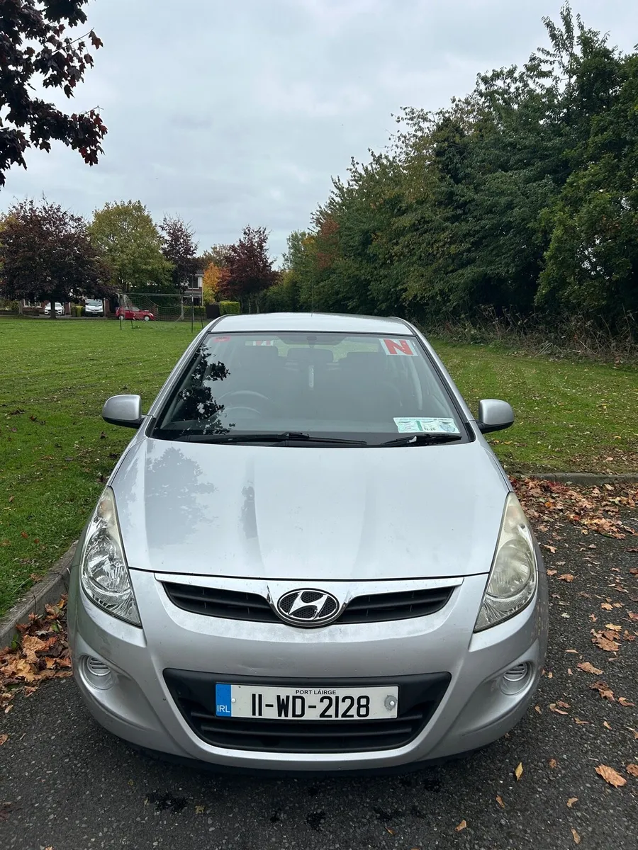 2011 Silver Hyundai i20 *PLEASE READ DESCRIPTION - Image 2