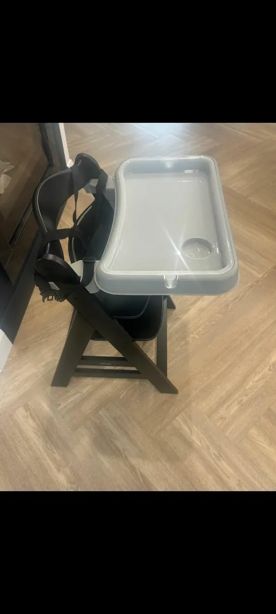 Baby  Alpha + wooden highchair with tray - Image 4