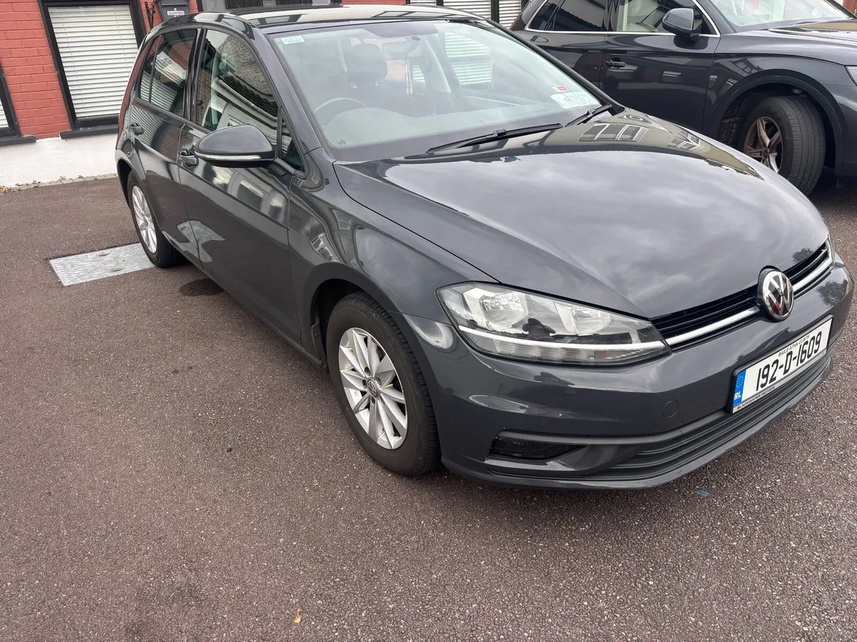 192 Volkswagen Golf - Image 3