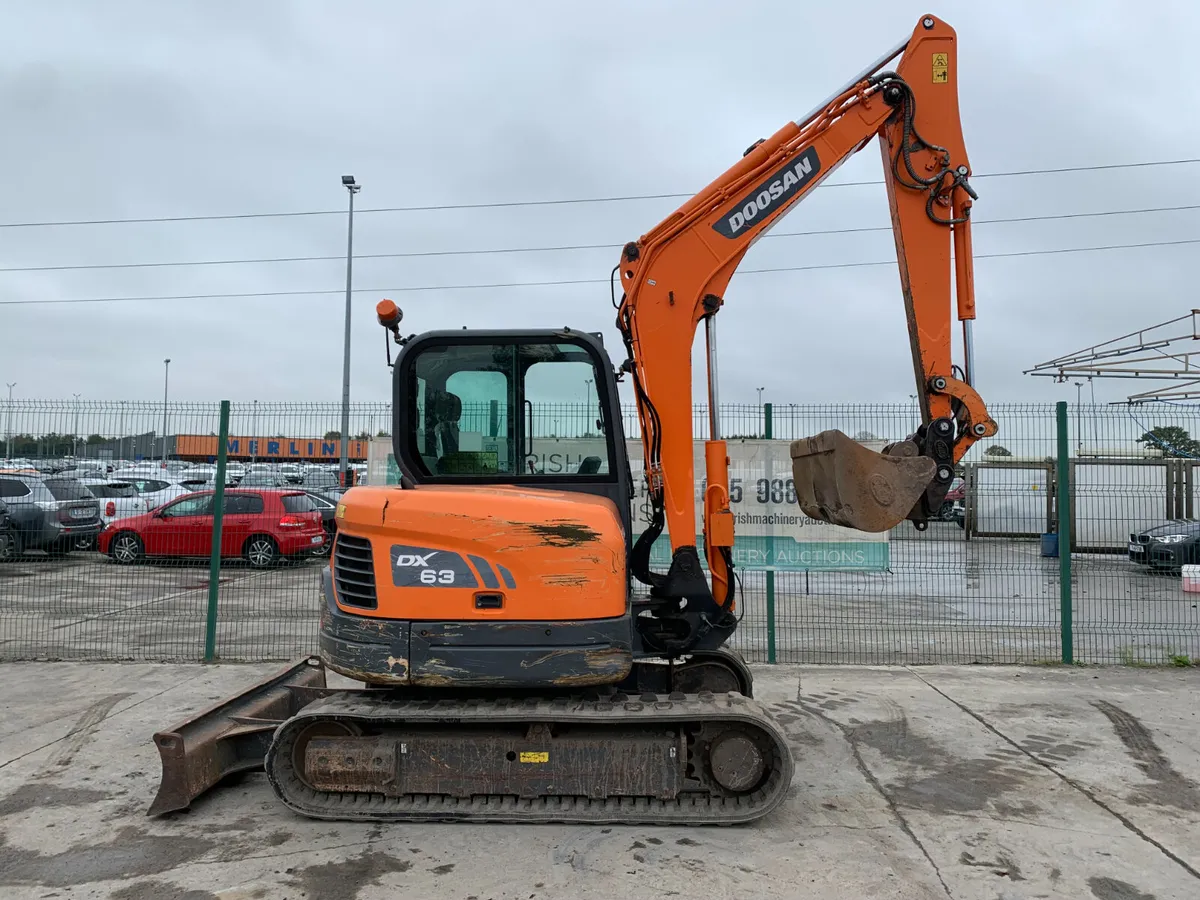 2018 DOOSAN DX63-3 EXCAVATOR FOR AUCTION - NAAS - Image 4