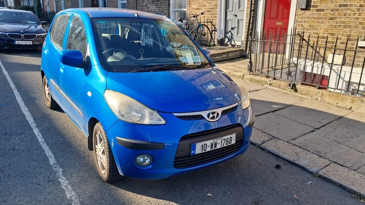 Hyundai  i10  2010 - Image 1