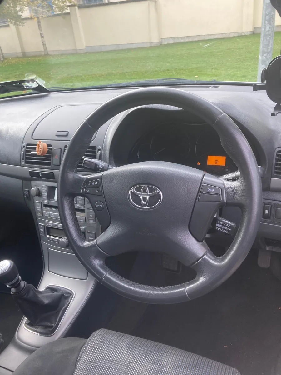 Toyota Avensis 2007 - Image 2