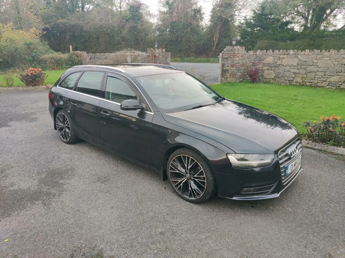 Audi A4 2013 - Image 1