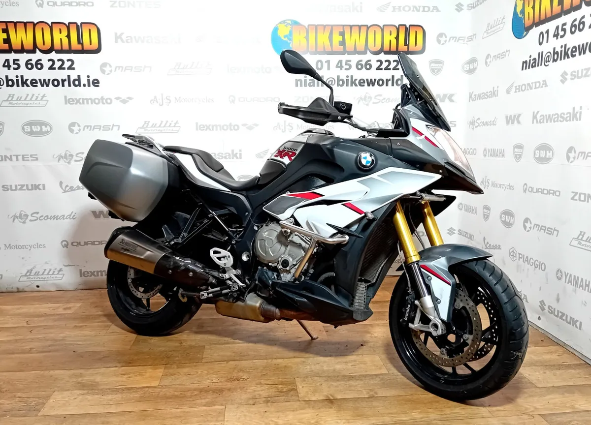 BMW S 1000 XR 2016 - Image 1
