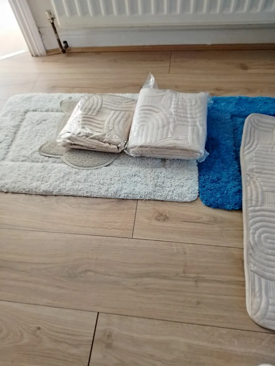 Sofa covers - Image 1