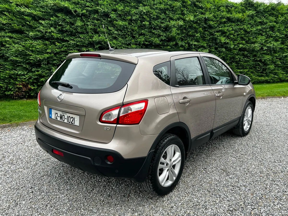 12 Nissan Qashqai 1.6 D 4WD - New NCT - Image 4