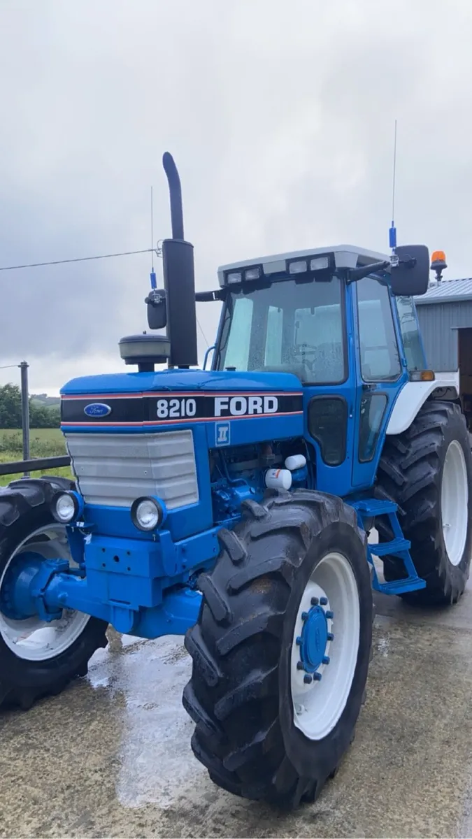 Ford 8210 - Image 4