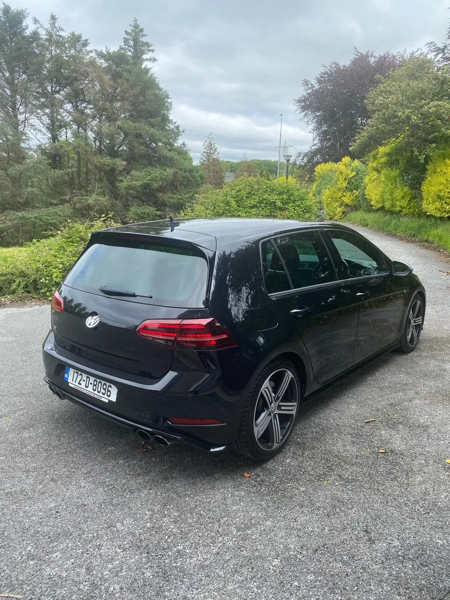 Golf R - Image 1