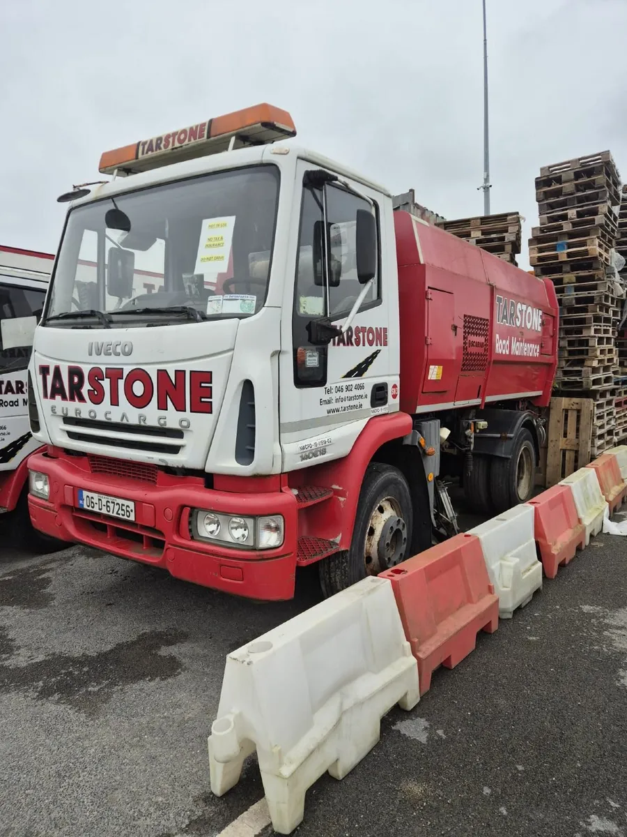 Road Sweeper Iveco  2006 - Image 1