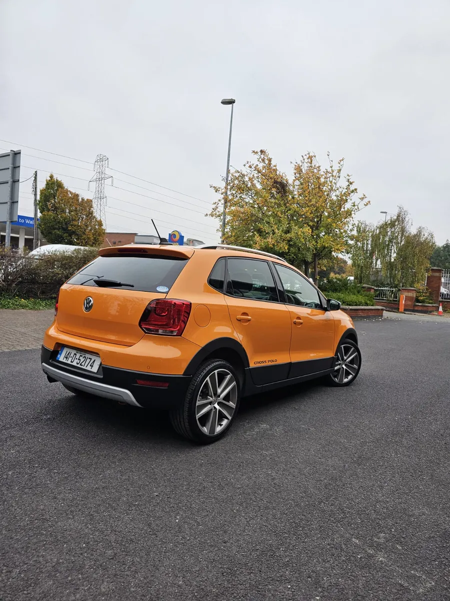 Volkwagen Polo Cross 2014   Automatic - Image 4