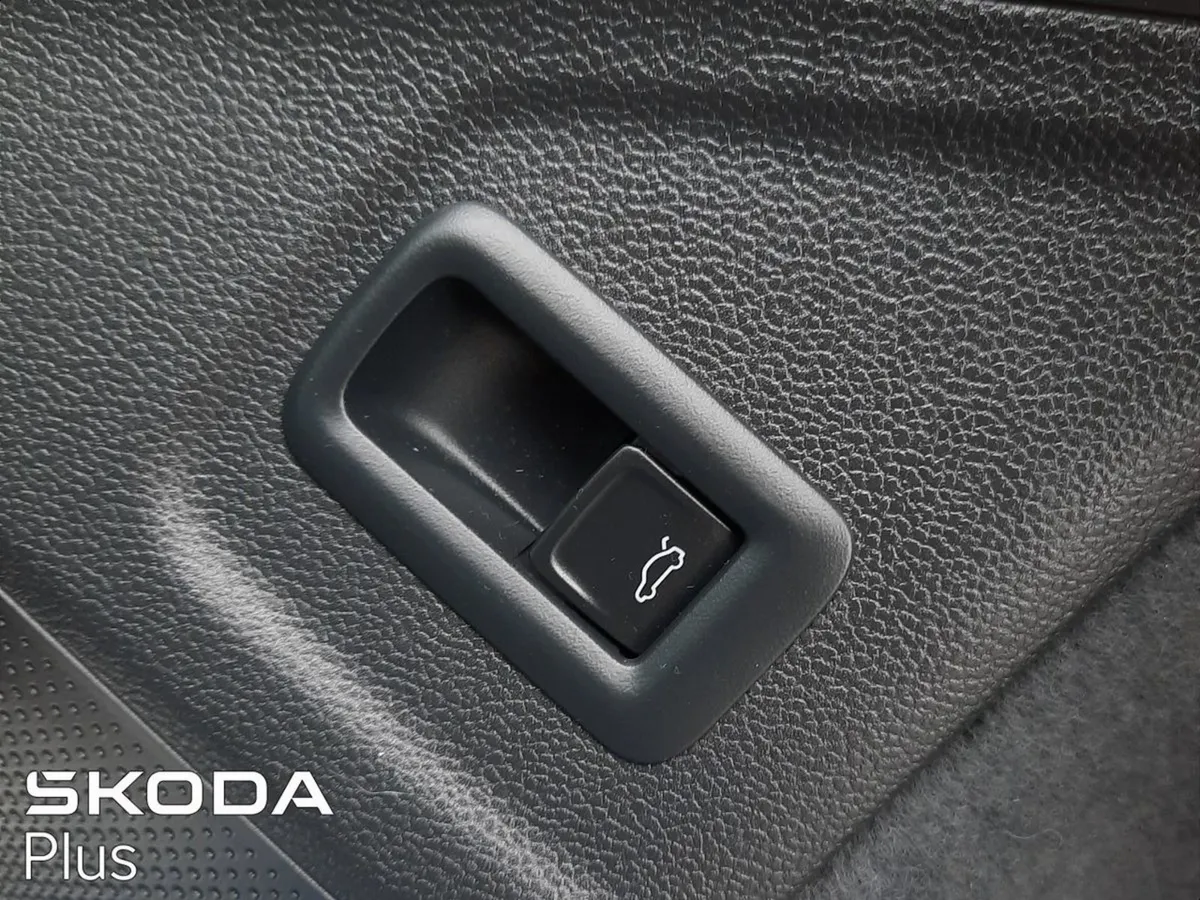 Skoda Superb  the ALL New Superb SEL - Combi 2.0 - Image 3