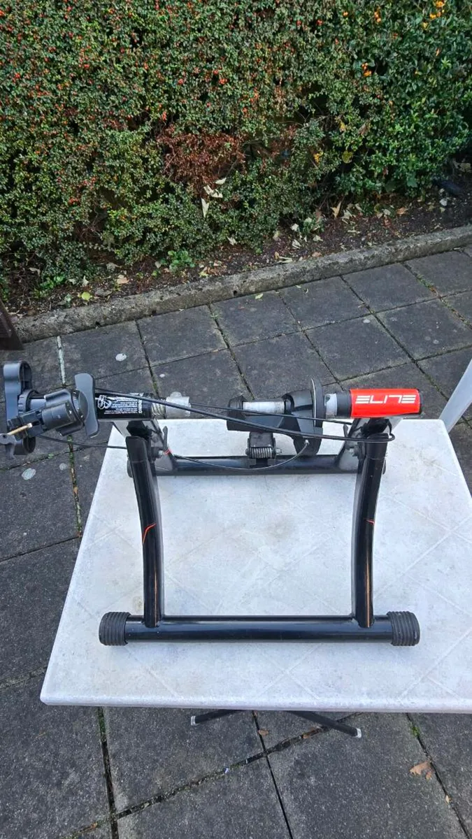 Foldable stationary Bike Trainer "ELITE Volare" - Image 2