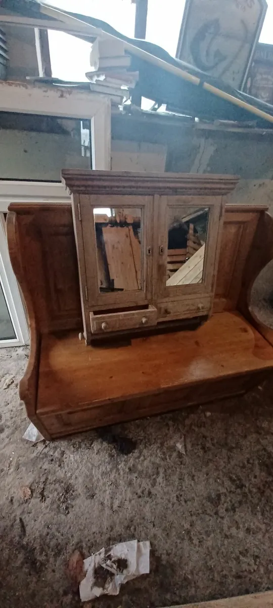 Bathroom cabinet - Image 1