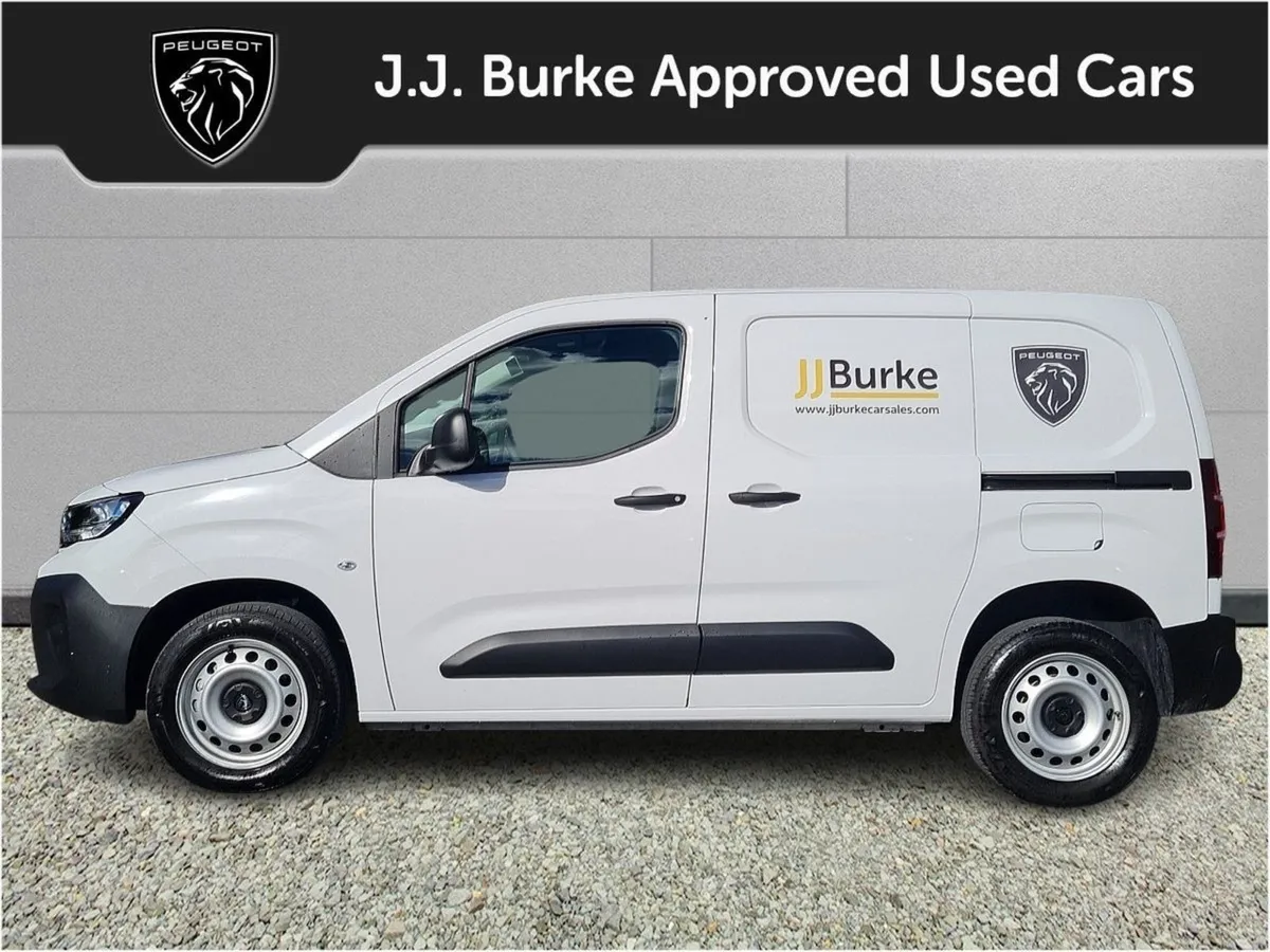 Peugeot Partner PRO Plus 1.5 HDI Auto 130 1000 - Image 3