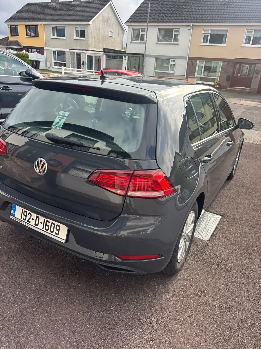 192 Volkswagen Golf - Image 4