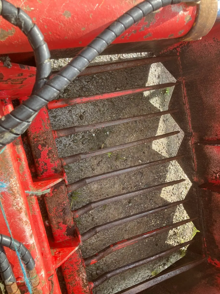 McHale Silage Grab - Image 3