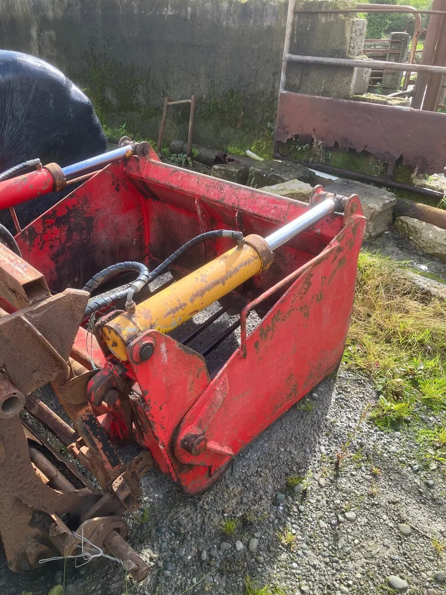 McHale Silage Grab - Image 1