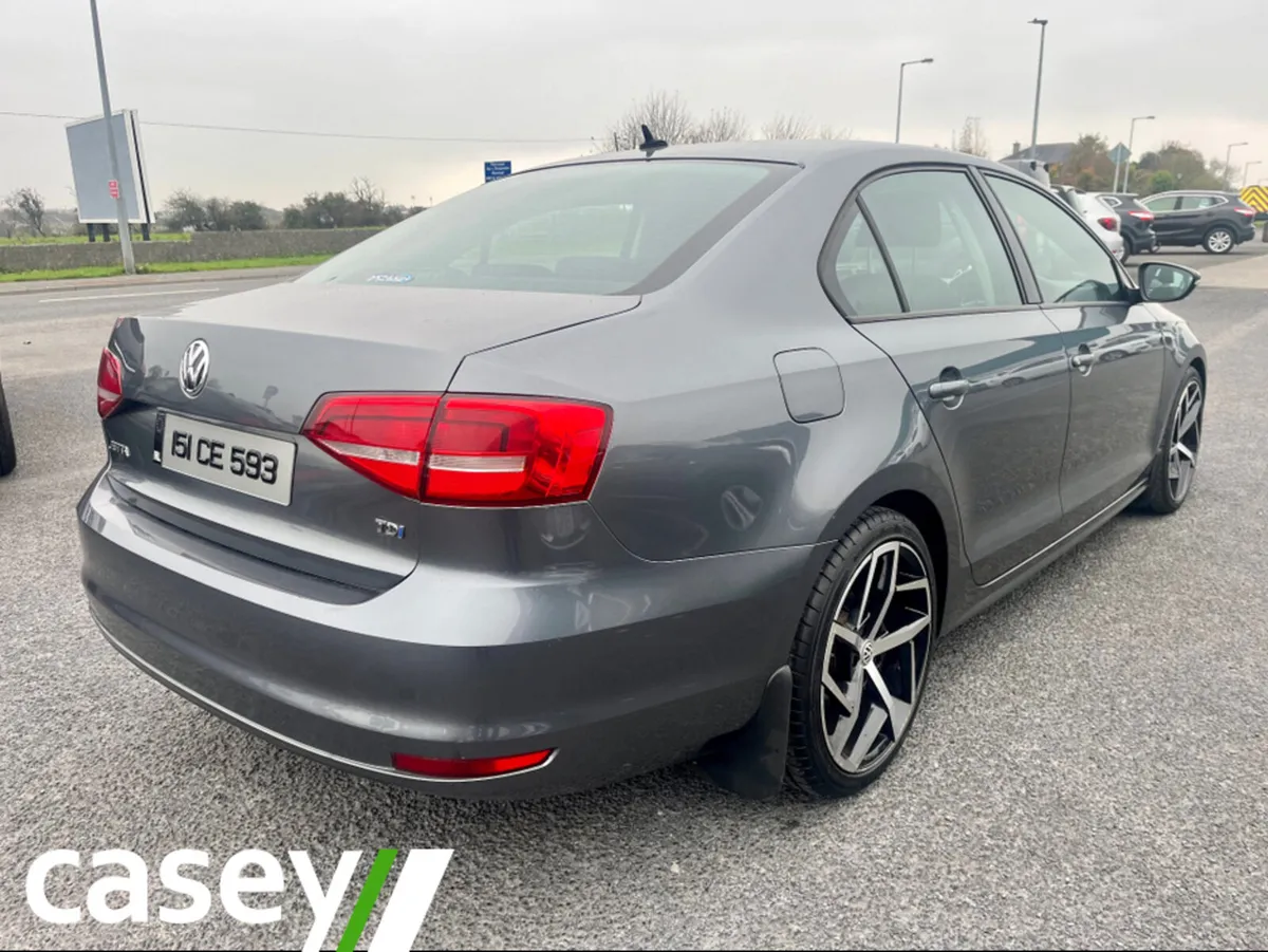 Volkswagen Jetta TRENDLINE 2.0 TDI MANUAL 5SPEED 1 - Image 2